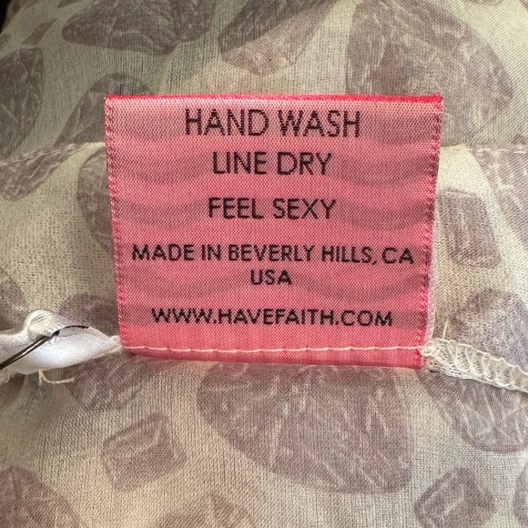 NWT Beautiful swim cover up by Have Faith. Small - Picture 8 of 9